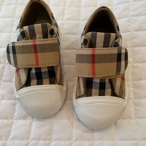 Kids Burberry shoes